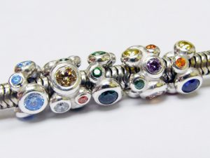 sb5395-bedels-beads-bead-bedelarmband-armband-zilver-ketting-bedelketting-hanger-edelsmid-handgemaakt-www.tonvandenhout.nl-goudsmid-juwelier-roermond-origineel-bijzonder