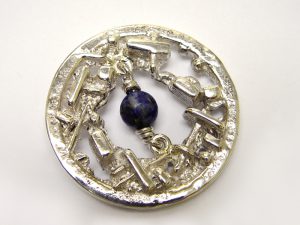 sr1620-sodaliet-blauw-roermuntje-steen-zilver-munt-hanger-edelsmid-juwelier-goudsmid-www.tonvandenhout.nl-sieraden-roermond-handgemaakt-origineel-bijzonder-uniek-sieraad