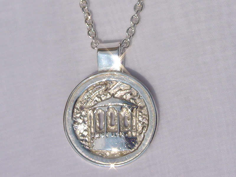 sr239-roermuntje-kiosk-roermond-zilver-ketting-hanger-edelsmid-www.tonvandenhout.nl-goudsmid-handgemaakt-origineel-logo's-jubilaris-relatiegeschenk-kado-bijzonder-sieraden