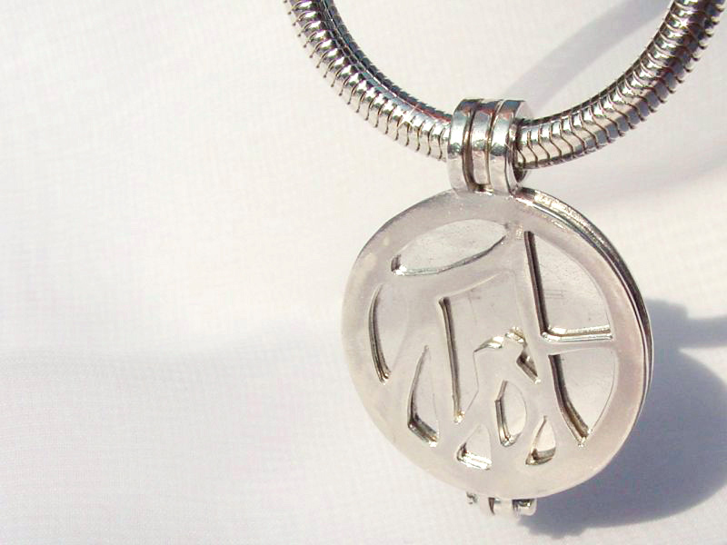 sr5189-roermuntje-munthanger-handgemaakt-www.tonvandenhout.nl-edelsmid-munt-zilver-edelsmeden-relatiegeschenk-logo-sieraden-ambacht-bedrijfspromotie-jubileum-herinnering-uniek