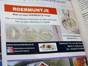 sr6065-roermuntje-advertentie-vvv-zilver-munt-hanger-roermond-handgemaakt-relatiegeschenk-www.tonvandenhout.nl-edelsmid-goudsmid-juwelier-kiosk-rattentoren-brug-hartje