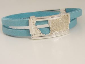 sg609-leer-vingerafdruk-zilver-gedenken-armband-edelsmid-www.tonvandenhout.nl-herinnering-sieraden-herdenken-handgemaakt-origineel-bijzonder-juwelier