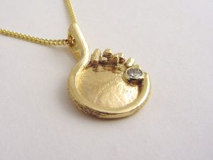 sg8515-hanger-briljant-vingerafdruk-gedenken-sieraden-juwelier-gedenksieraden-vingerafdruksieraden-edelsmid-herinnering-www.tonvandenhout.nl-aandenken-goud-uniek