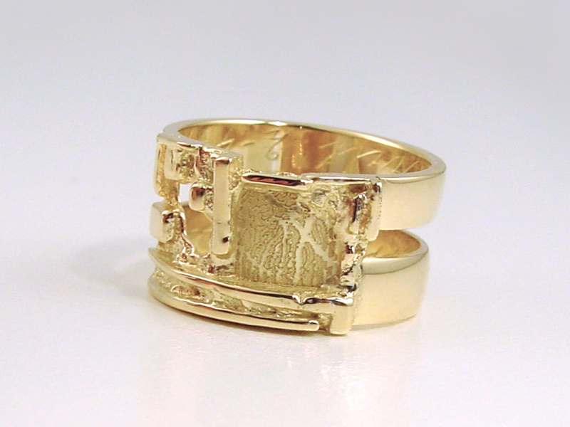 sg9329-gedenken-edelsmid-vingerafdruk-sieraad-ring-sieraden-trouwring-trouwringen-aandenken-gedenksieraden-www.tonvandenhout.nl-edelsmid-goud-as-urn-herinnering