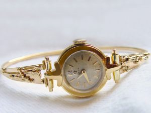sh2012-horloge-horloges-uurwerk-goud-handgemaakt-armband-origineel-bijzonder-uniek-edelsmid-goudsmid-juwelier-roermond-www.tonvandenhout.nl-horlogeband-sieraden-sieraad