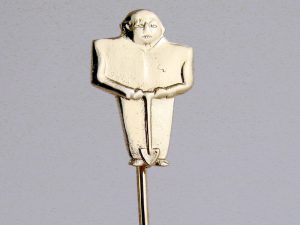 sl6778-goud-speld-sieraden-logo-logo's-relatiegeschenk-jubileum-jubilaris-bedrijfslogo-edelsmid-www.tonvandenhout.nl-goudsmid-juwelier-maatwerk-kado-cadeau-uniek-origineel