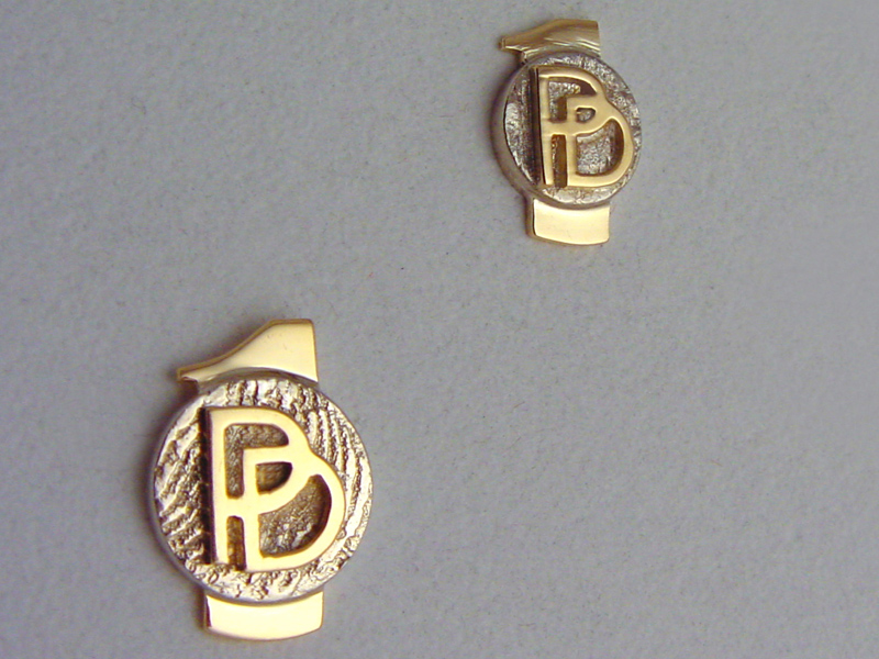 sl6818-naam-letters-logo-logo's-sieraden-bicolor-goud-zilver-edelsmid-goudsmid-www.tonvandenhout.nl-juwelier-handgemaakt-relatiegeschenk-jubileum-jubilaris-speld-origineel