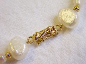 sp1243-parel-parels-slot-sluiting-handgemaakt-edelsmid-goudsmid-www.tonvandenhout.nl-sieraden-reparatie-juwelier-repareren-goud-ketting-armband-collier-edelsmeden-roermond