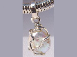 sp3679-zilver-hanger-bedels-bedel-parel-parels-ketting-handgemaakt-bijzonder-origineel-edelsmid-www.tonvandenhout.nl-roermond-uniek-edelsmeden-goudsmid-juwelier-cultive