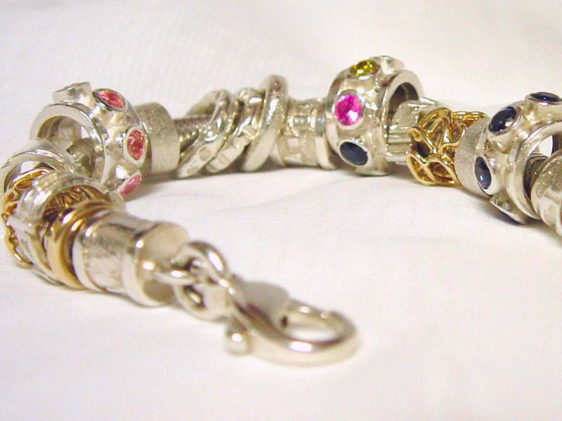 sb1723-sieraden-bead-beads-bedels-armband-goud-zilver-bicolor-handgemaakt-origineel-edelsmid-www.tonvandenhout.nl-goudsmid-juwelier-bijzonder-uniek-steen-kleur-roermond