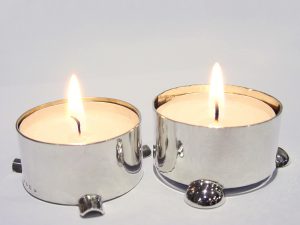 sg4977-theelichtje-kaarsje-kandelaar-zilver-gedenken-www.tonvandenhout.nl-edelsmid-aandenken-herinnering-kaars-waxinelichtje-edelsmeden-roermond-handgemaakt-uniek-sieraden