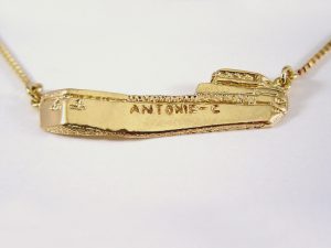 sg5718-schip-boot-aandenken-gedenken-edelsmid-goud-www.tonvandenhout.nl-hanger-collier-gedenksieraden-herinnering-gedenksieraad-herinneringssieraden-handgemaakt