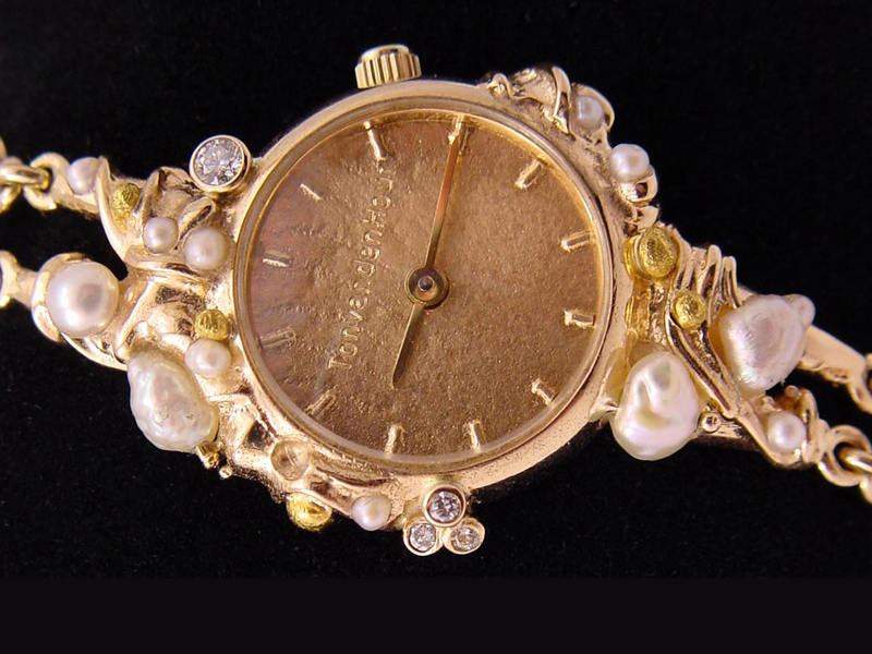 sp1300 horloge goud parels TvdH - van Hout