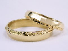 str201-goud-trouwring-edelsmid-sieraden-www.tonvandenhout.nl-origineel-uniek-bijzonder-geelgoud-juwelier-roermond-ring-trouwen