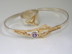 ssm8944-tanzaniet-armband-ring-zilver-goud-www.tonvandenhout.nl-edelsmeden-edelsmid-vandenhout-roermond-bicolor-steen-handgemaakt-goudsmid-sieraden-sieraad-uniek-atelier