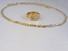 ssm9103-collier-ring-goud-edelsmid-www.tonvandenhout.nl-edelsmeden-goudsmid-ketting-roermond-goudsmeden-handgemaakt-sieraden-sieraad-juwelier-origineel-bijzonder-tvdh-smid