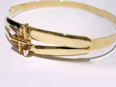 sg2711-armband-2-trouwringen-gedenken-goud-trouwring-herinnering-edelsmid-www.tonvandenhout.nl-handgemaakt-sieraden-gedenksieraad-roermond-uniek-bijzonder-ring-juwelier