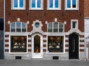 Ton van den Hout markt 4 Roermond